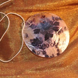 🐯capiz shell focal pendant 50mm roses black & white 925 silver necklace (w5018)